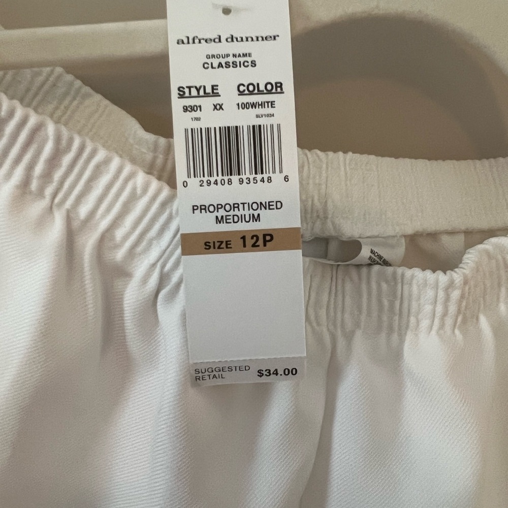 Alfred Dunner White Straight Leg Pants - Picture 2 of 2